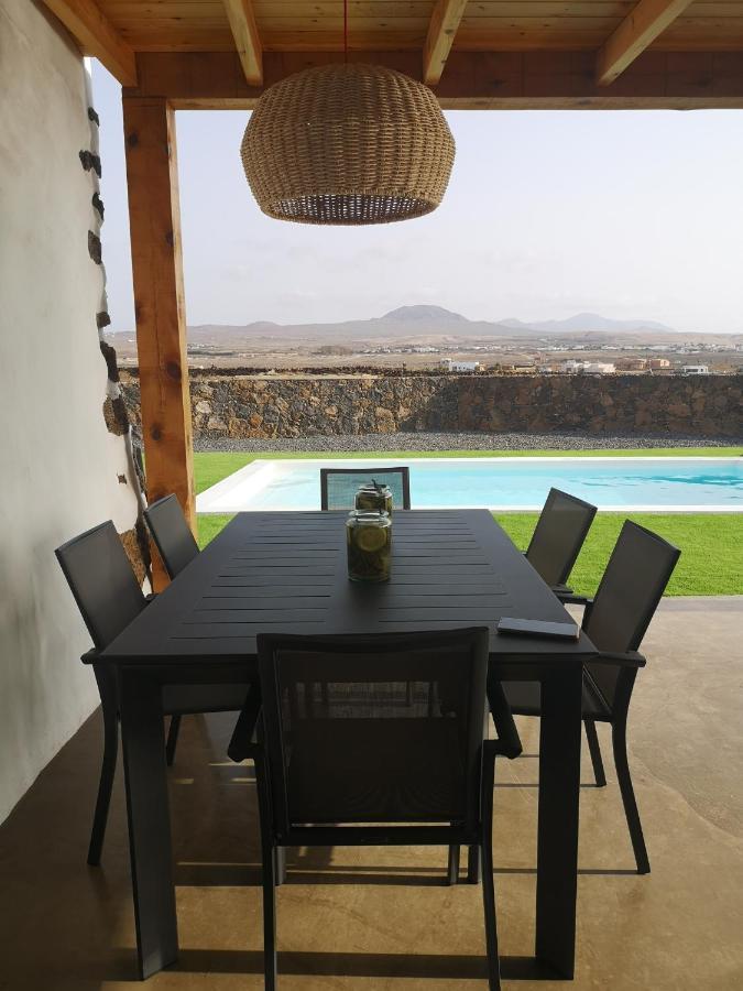 לאחארס Villa Los Volcanes מראה חיצוני תמונה